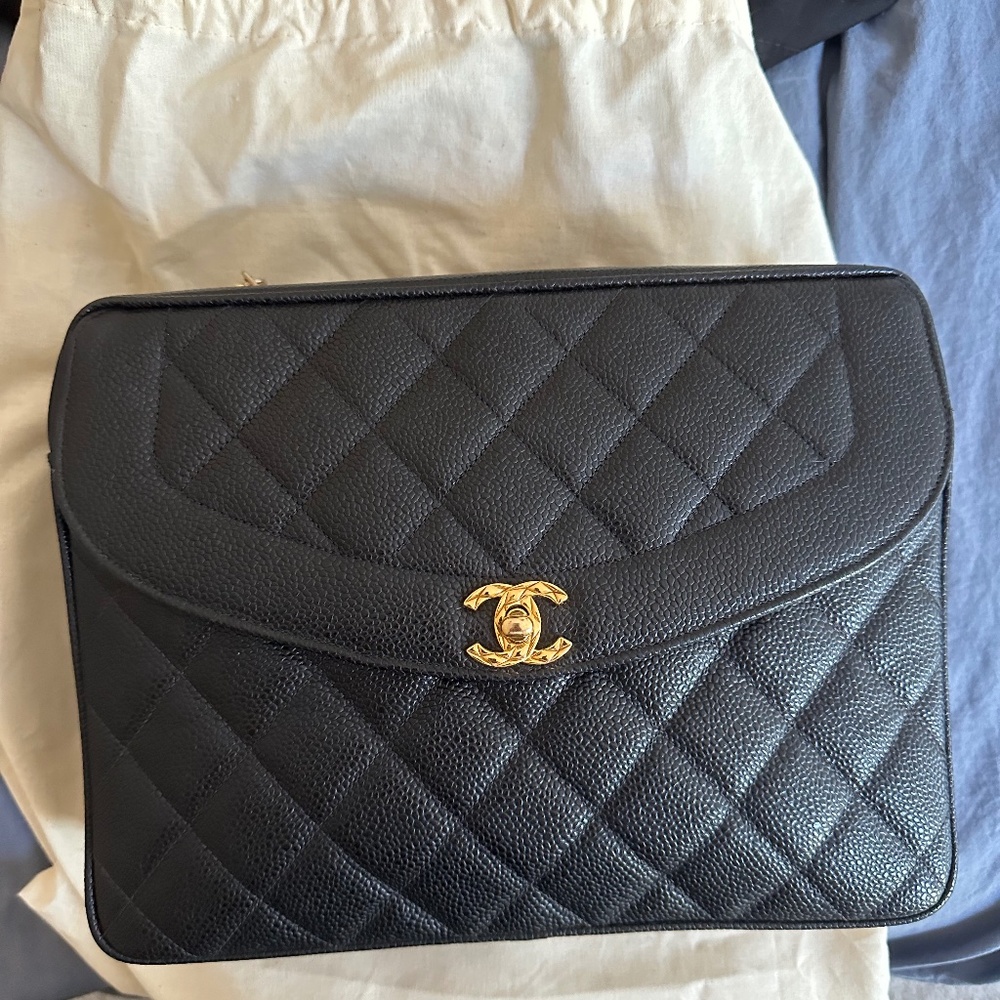Chanel Quilted CC Camera Bag Black Caviar